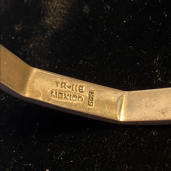 Sterling and Malachite Mexican Braceket - Picture 4 of 7